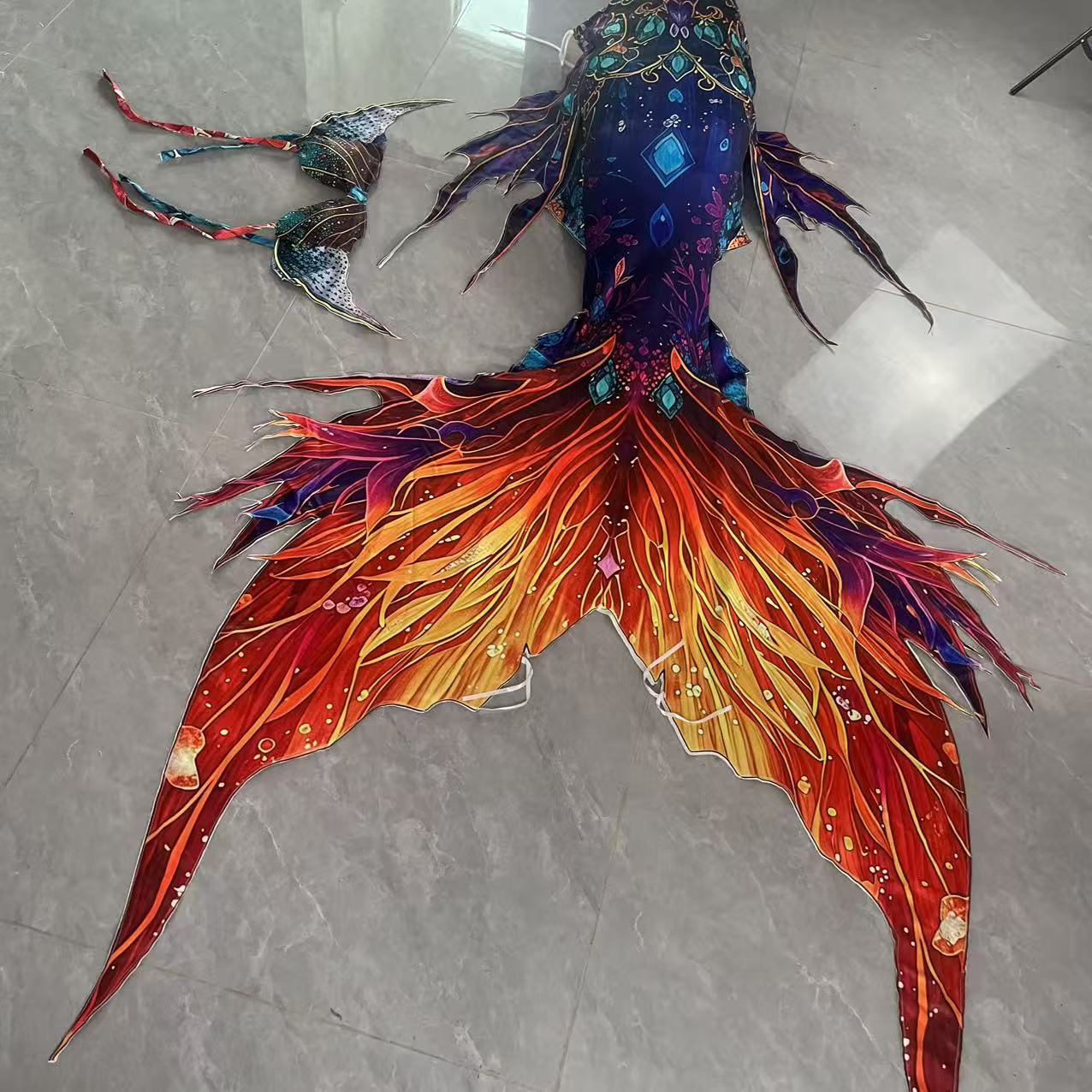 カラーハイデフィニションプリントのマーメイドテールセット。水 - Aquarium & Marine Museum のレビューと価格
